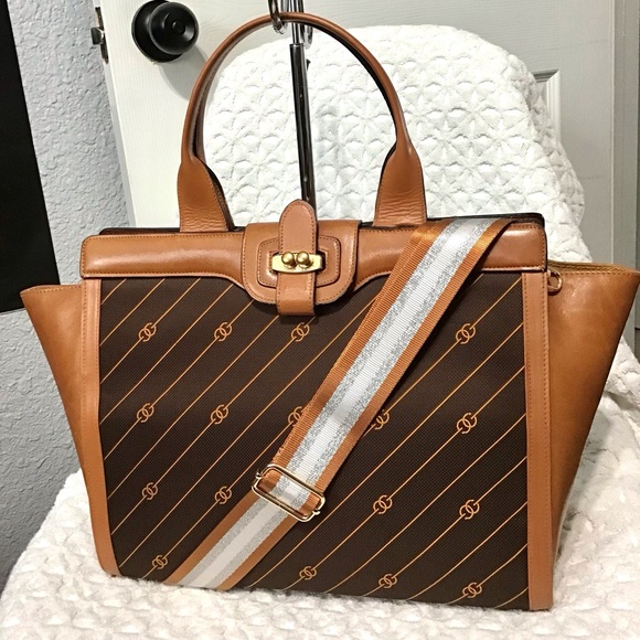 Gucci Shooting Star Top Handle 2 Way Tote - Picture 6 of 14